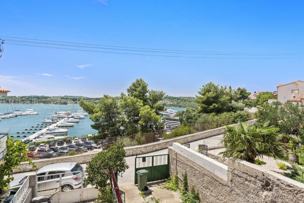 Apartments Tara, Sibenik - Mandalina Extérieur photo