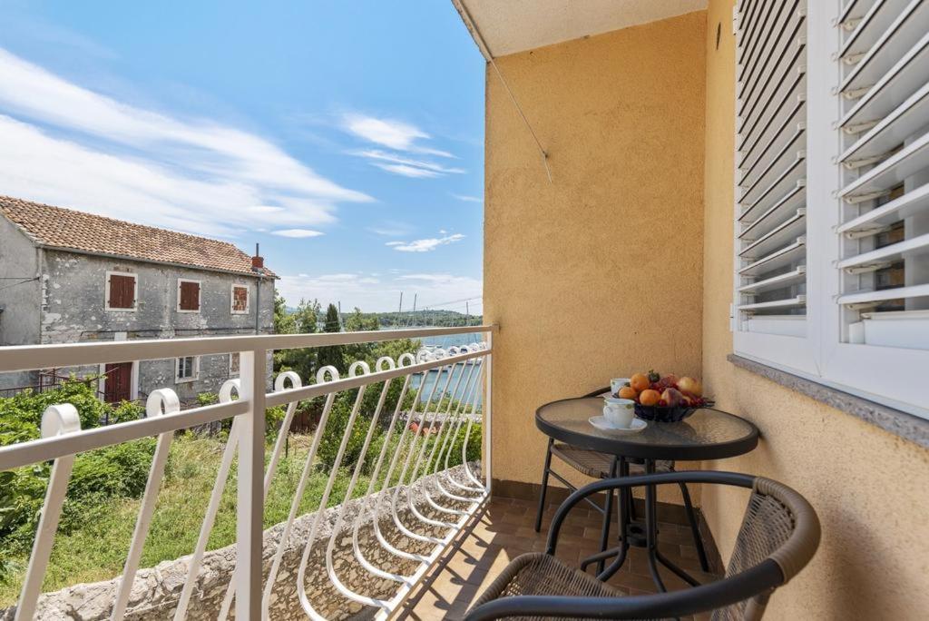Apartments Tara, Sibenik - Mandalina Extérieur photo